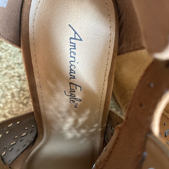 New Tan Heels - Picture 2 of 3